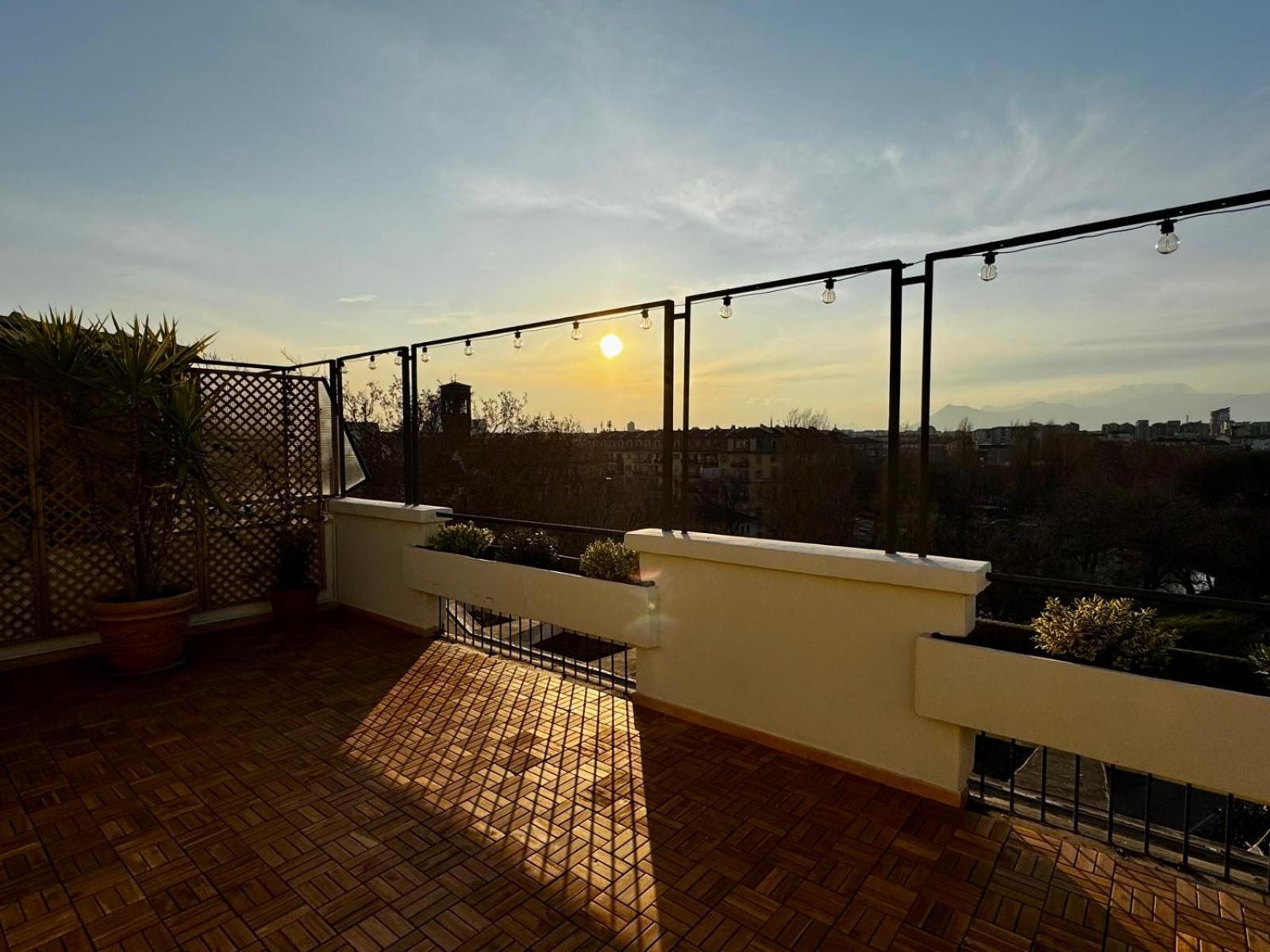 Appartement Gianduja - Attico Con Terrazzo à Turin Extérieur photo